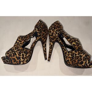 Qupid Leopard 5 1/2" High Heel Pumps SZ 6 1/2